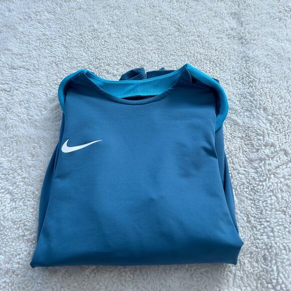 Nike Tops - Nike Womens Sz M Dri-Fit Long Sleeve Blue Running Athleisure Luxe Preppy Sports